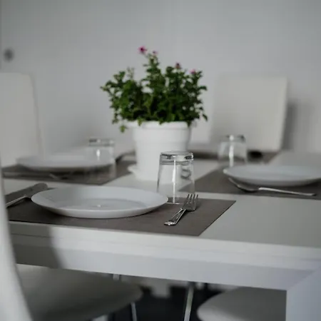 Domus - Cesare - Apartamento