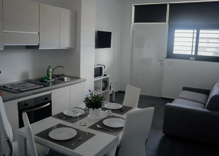 Domus - Cesare - * Bari